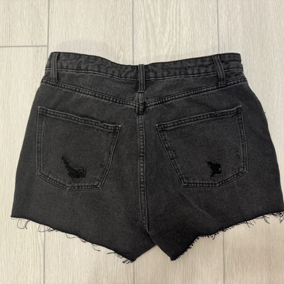 NWOT Wild Fable High Rise Cut Off shorts size 8 - Picture 6 of 7